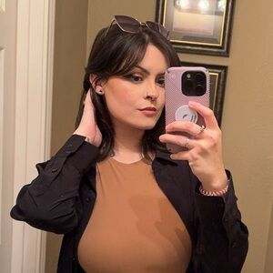 Meet your Posher, Jillian